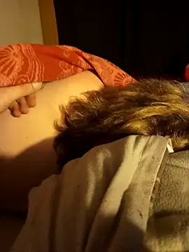 PIercingBoy38 online show from November 26, 2025, 9:15 pm