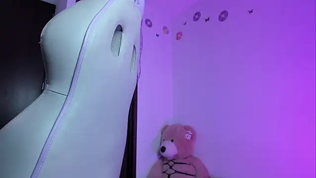 Snapshot of eileen_pinkman chatting on February 28, 2025, 9:04 am eileen pinkman online show from February 28, 2025, 9:04 am