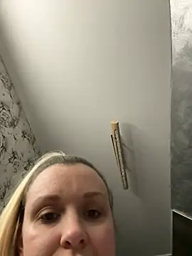 Bella-Tight online show from March 3, 2026, 8:16 pm