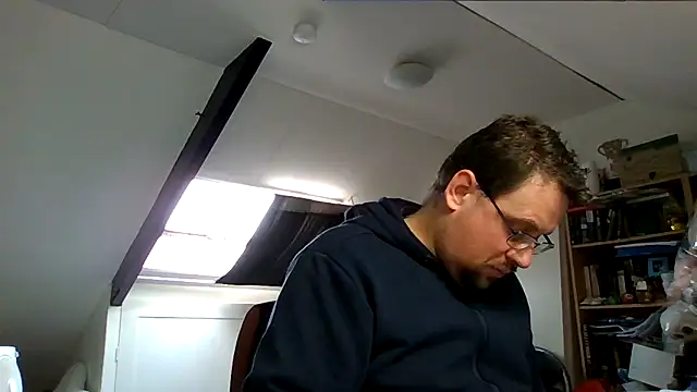 rdewaard81 online show from October 31, 2025, 10:34 am