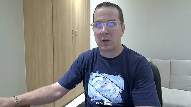 BrettJ81 online show from April 14, 2026, 4:56 pm