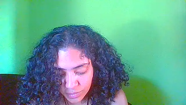 savanahottie online show from July 21, 2026, 3:46 pm