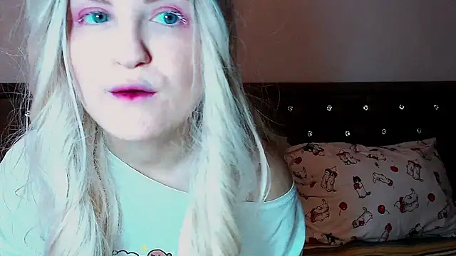 Snapshot of Sara4uu chatting on September 11, 2025, 10:21 pm Sara4uu online show from September 11, 2025, 10:21 pm