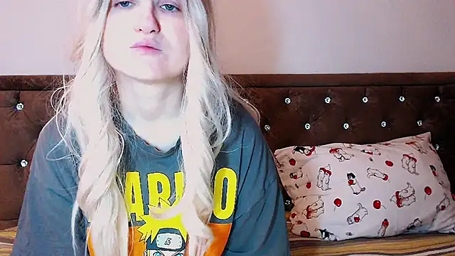 Snapshot of Sara4uu chatting on September 12, 2025, 11:26 pm Sara4uu online show from September 12, 2025, 11:26 pm