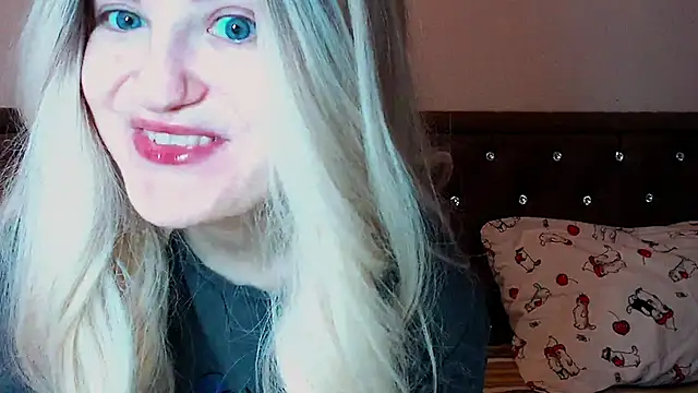 Snapshot of Sara4uu chatting on October 17, 2025, 10:22 pm Sara4uu online show from October 17, 2025, 10:22 pm