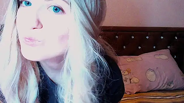 Snapshot of Sara4uu chatting on September 20, 2025, 10:48 pm Sara4uu online show from September 20, 2025, 10:48 pm