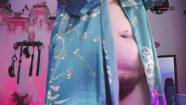 Snapshot of Eve_Blue77 chatting on March 28, 2026, 6:03 am Eve Blue77 online show from March 28, 2026, 6:03 am