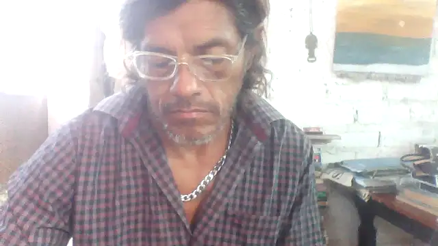 Snapshot of kvr27 chatting on March 30, 2026, 11:55 am kvr27 online show from March 30, 2026, 11:55 am