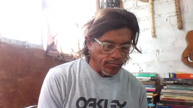 kvr27 online show from May 7, 2026, 12:41 pm