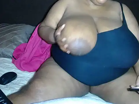 CandyBoobsXx online show from May 14, 2026, 7:55 pm