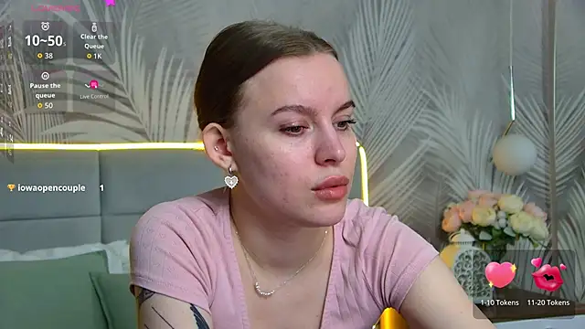 Snapshot of AmaliaBell chatting on September 22, 2025, 1:06 pm AmaliaBell online show from September 22, 2025, 1:06 pm
