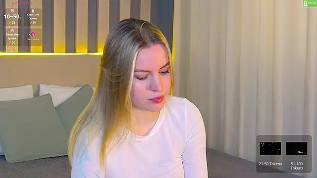 AmaliaBell online show from March 25, 2026, 1:10 pm