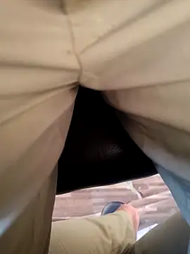 Snapshot of u_wan_me chatting on February 12, 2026, 10:37 am u wan me online show from February 12, 2026, 10:37 am