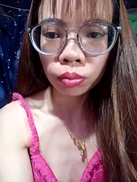   Mai-love19   online show from May 30, 2026, 12:17 am
