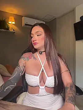 DaniDusan  online show from July 13, 2026, 7:13 pm