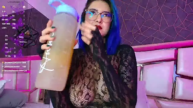 Annie Swan online show from March 10, 2025, 6:56 pm