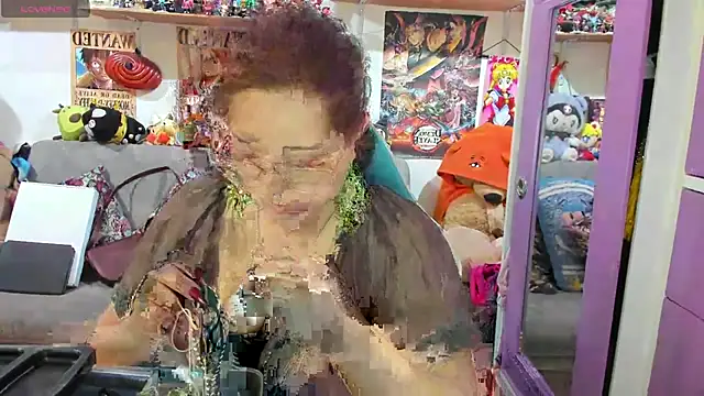 soficammy online show from October 4, 2025, 9:49 pm