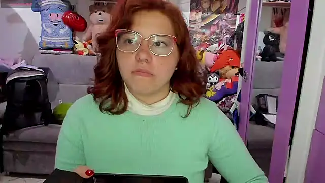 soficammy online show from March 14, 2025, 4:54 am