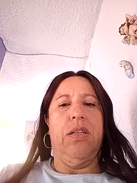 Snapshot of valeriapinter chatting on April 29, 2026, 6:25 pm valeriapinter online show from April 29, 2026, 6:25 pm