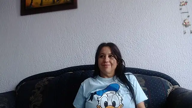 valeriapinter online show from March 27, 2026, 1:01 pm