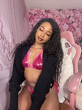 mismialove online show from February 8, 2026, 7:17 am