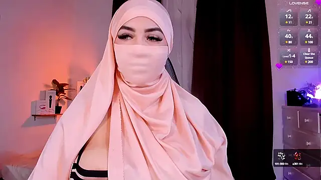 KeishaDanger  online show from February 1, 2025, 10:12 pm