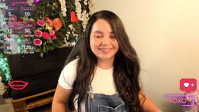 Snapshot of ainohacarter_89 chatting on April 14, 2026, 3:11 am ainohacarter 89 online show from April 14, 2026, 3:11 am