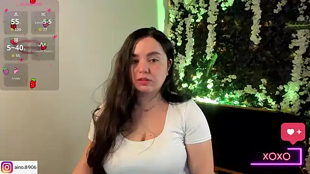 Snapshot of ainohacarter_89 chatting on January 14, 2026, 1:53 am ainohacarter 89 online show from January 14, 2026, 1:53 am