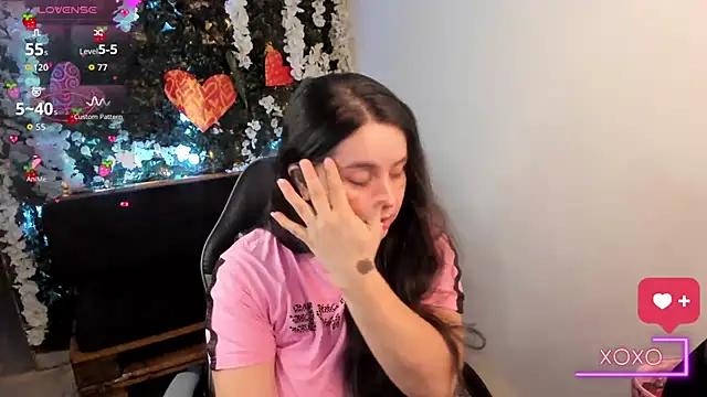 Snapshot of ainohacarter_89 chatting on March 24, 2026, 2:22 am ainohacarter 89 online show from March 24, 2026, 2:22 am