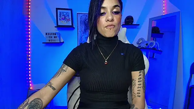 luci fer devil online show from July 24, 2026, 1:01 am